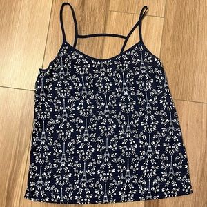H&M divided Eiffel Tower tank